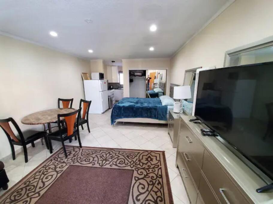Lovely Single Apartment Los Angeles Luaran gambar